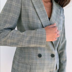 Aritzia Babaton Samuel Oversized Blazer.